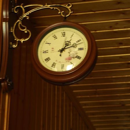 Guest House Elguja Qushashvili 卡兹贝吉 外观 照片