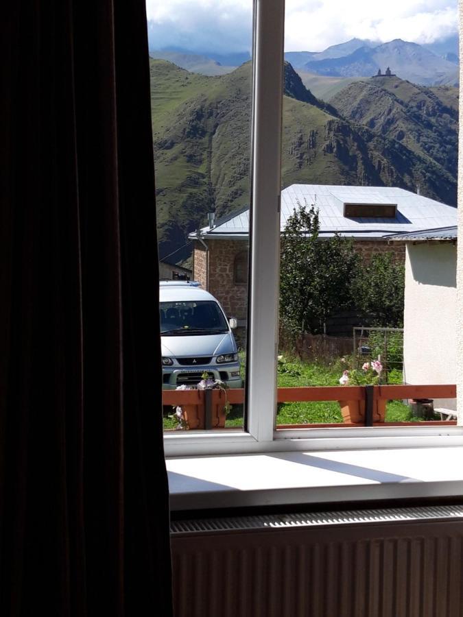 Guest House Elguja Qushashvili 卡兹贝吉 外观 照片