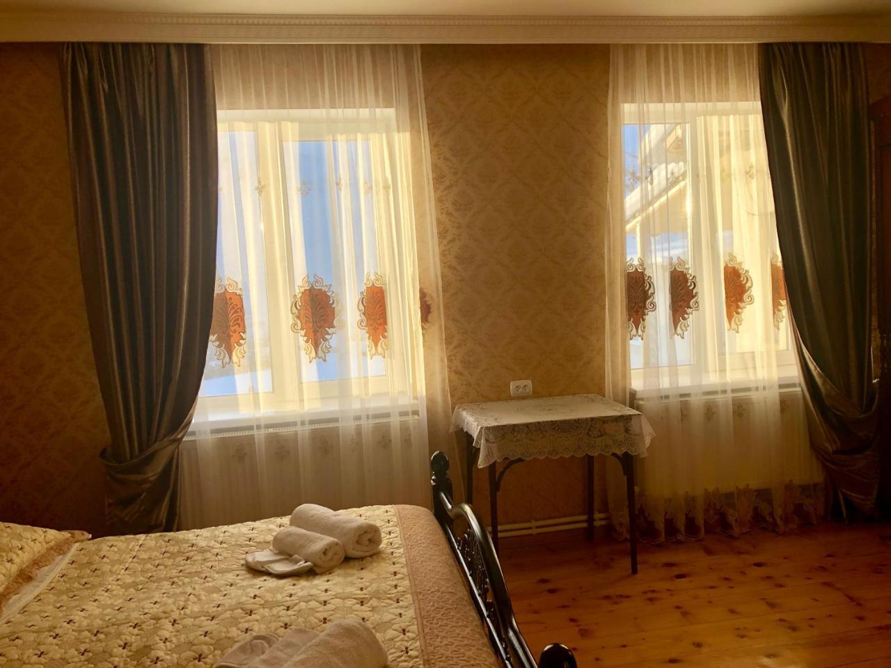 Guest House Elguja Qushashvili 卡兹贝吉 外观 照片